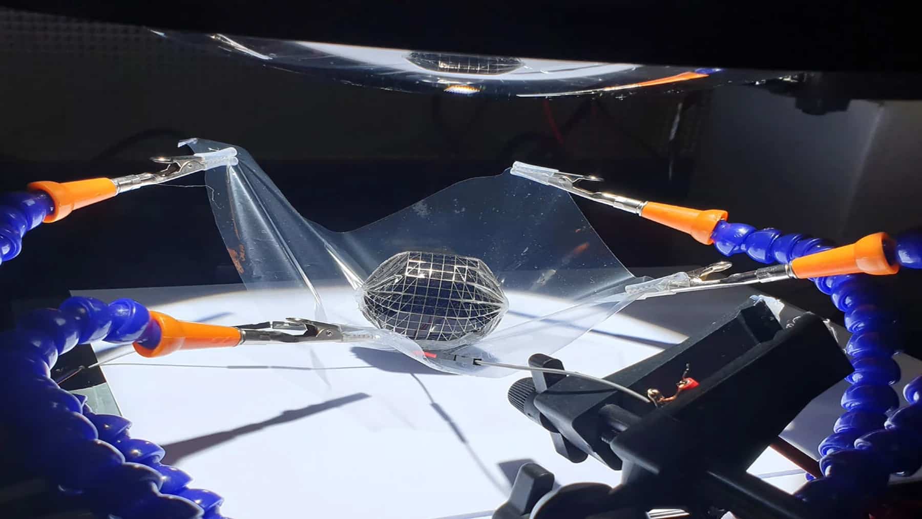 Spherical solar cells