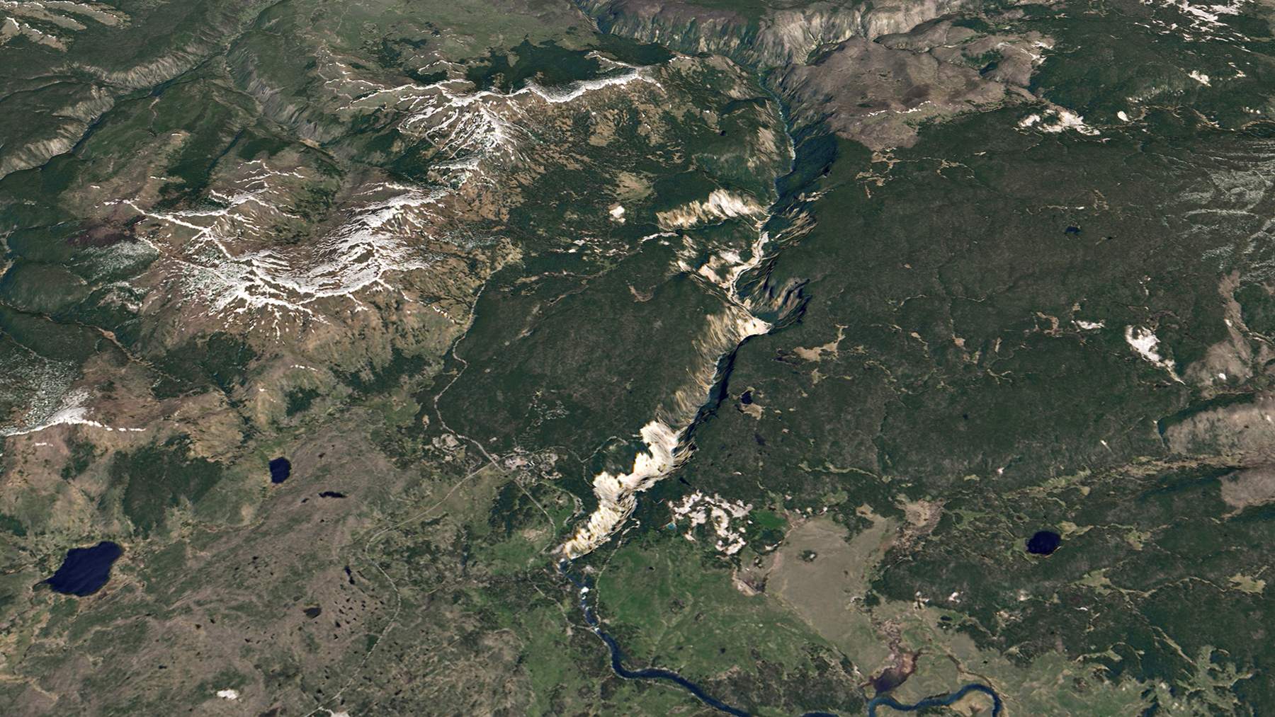 Yellowstone earthquakes reveal possible eruption risks