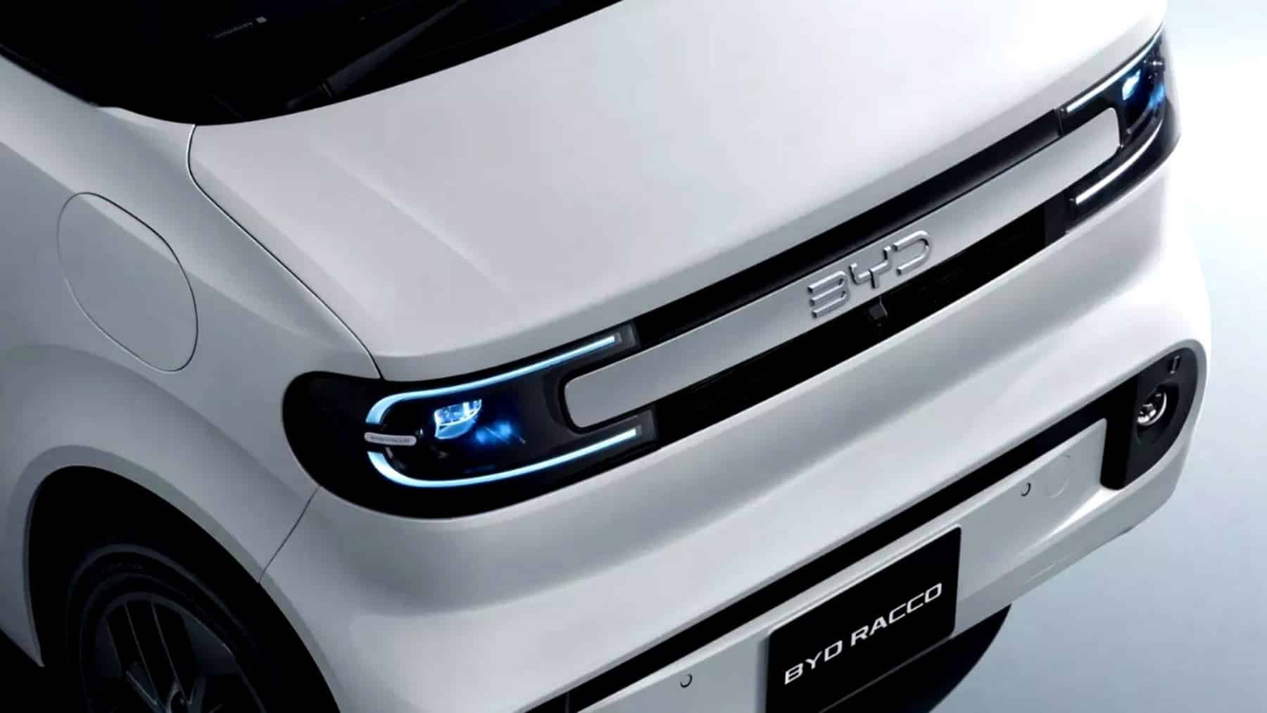 BYD U-turn new Racco