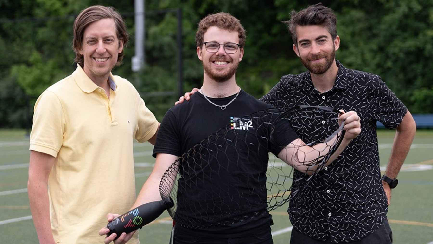 Goodbye to crosswinds: this 2-gram parachute lands with more precision than many expensive drones