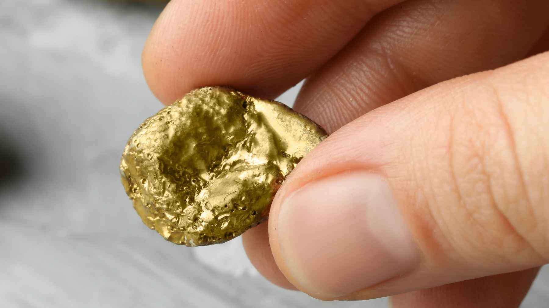 Geologists discover a super-giant gold deposit in China with an estimated value of around $85,215,780