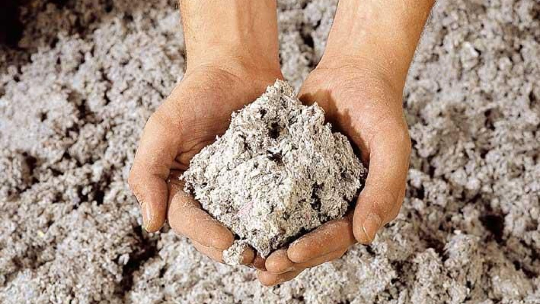 El aislante en la construcción que se hace con diario reciclado