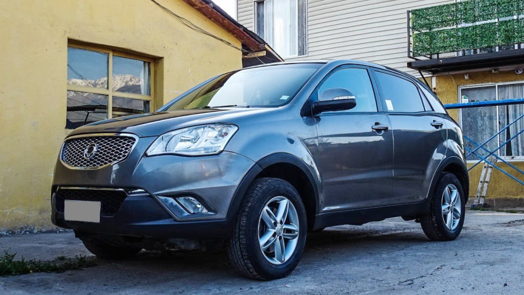 coche emblema Korando espana