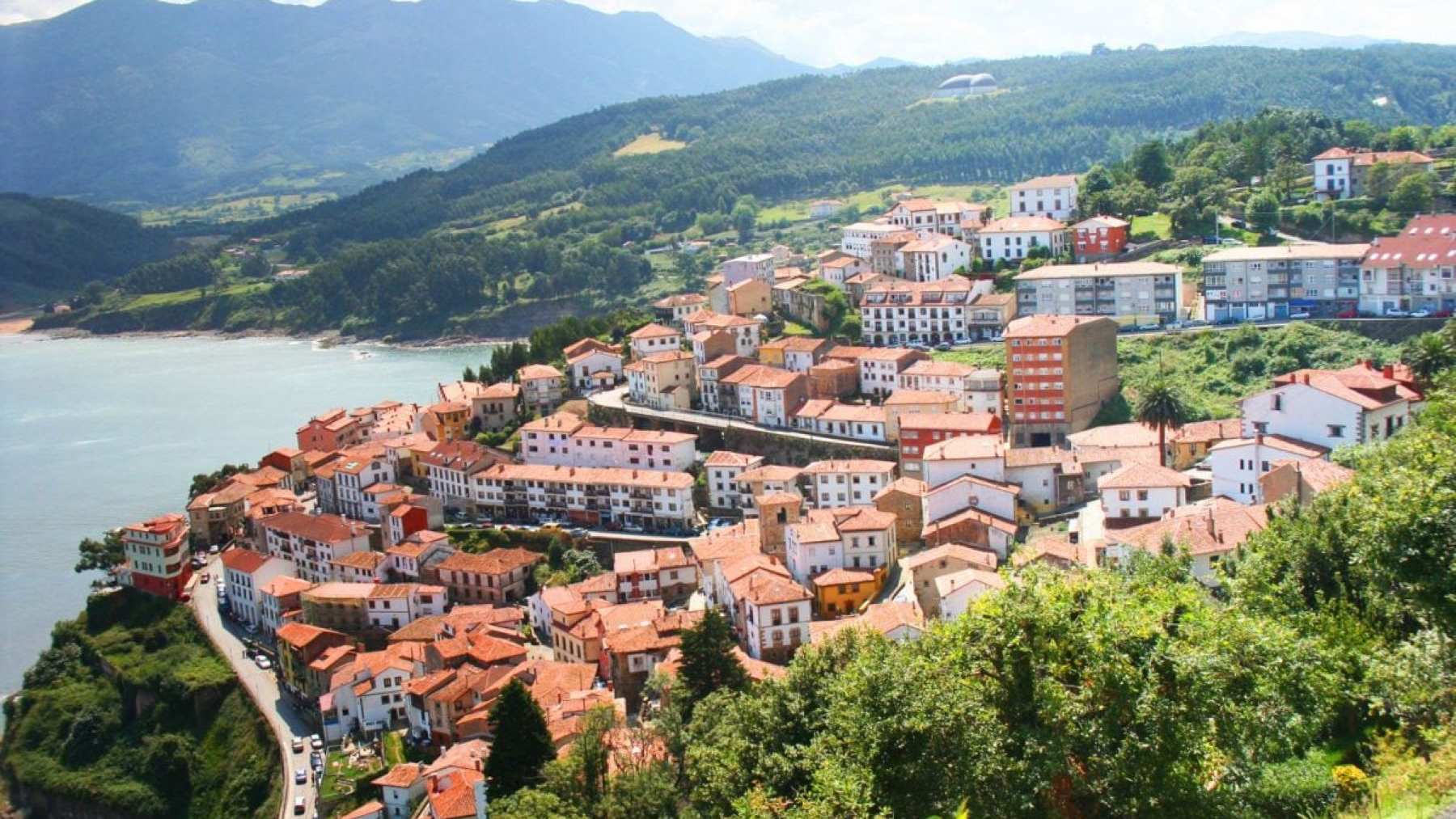 espana pueblo famoso lastres